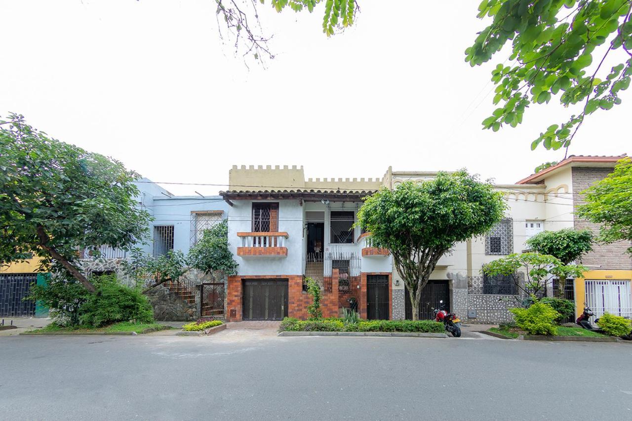 Ayenda Sarayu House Hotell Medellín Eksteriør bilde
