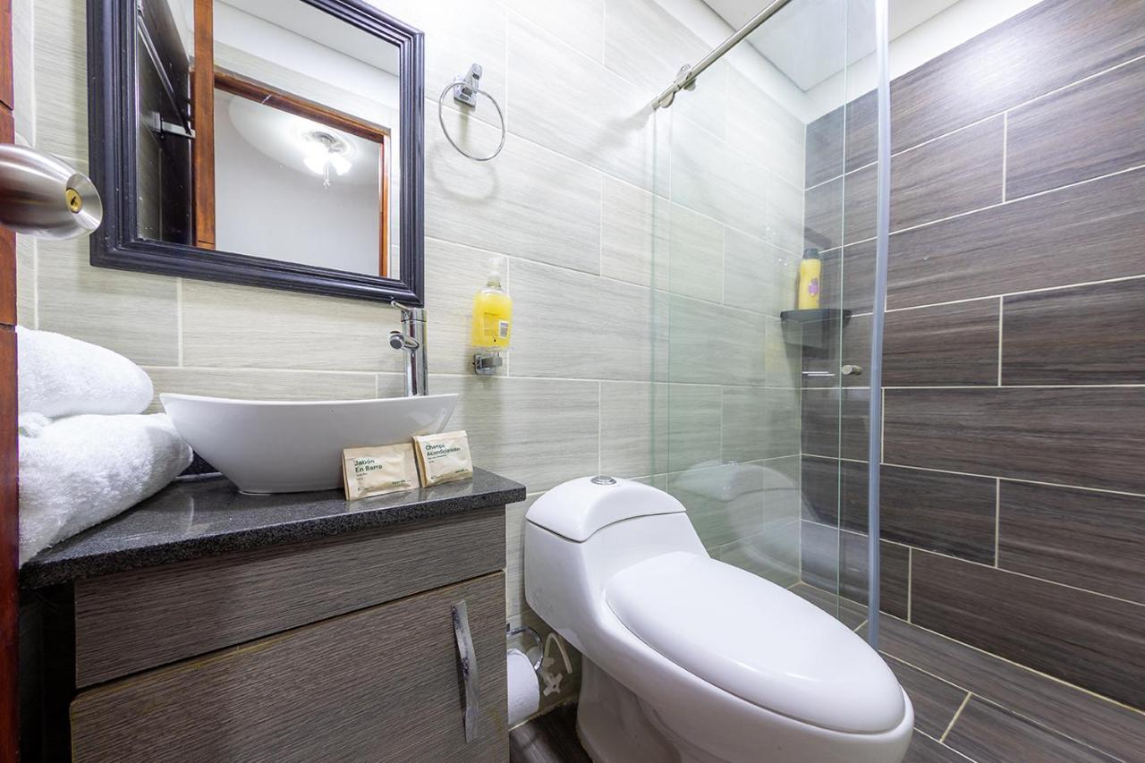 Ayenda Sarayu House Hotell Medellín Eksteriør bilde